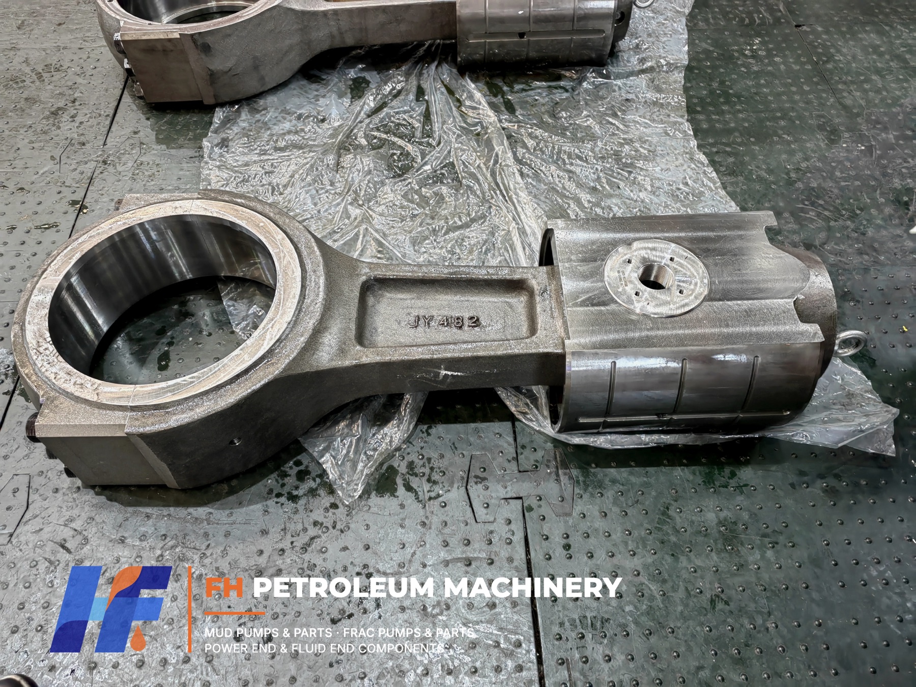 Conjunto de biela y cabezal transversal de bomba de barro fabricados por FH Petroleum